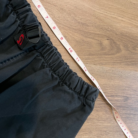 Small Gramicci dark gray pants - Picture 5 of 8